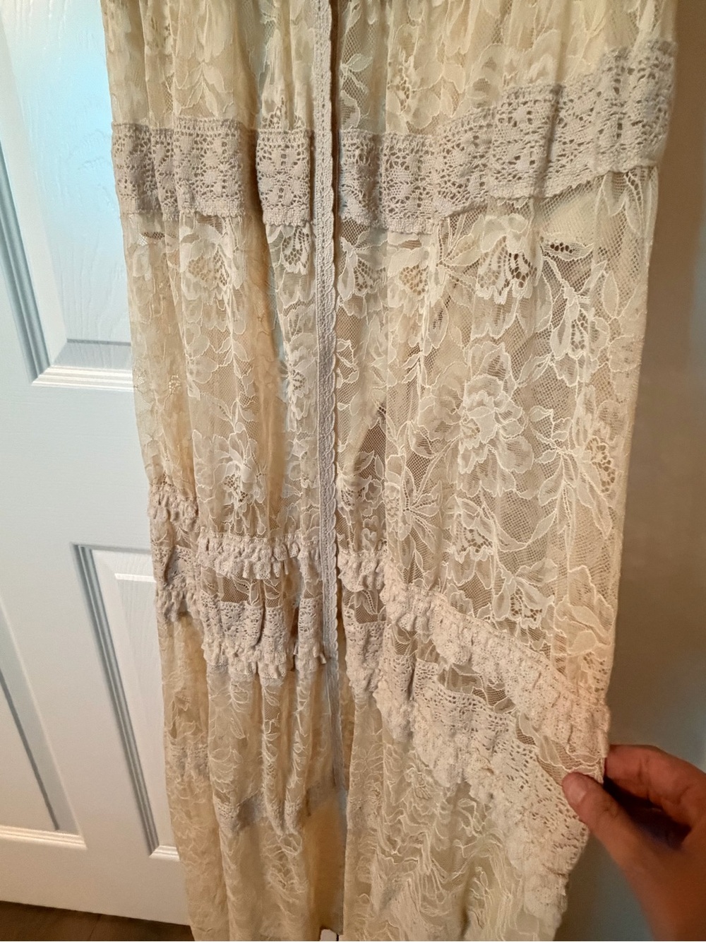 🤍 Free People Sweet Saloon Maxi Dress Tea Creme Lace Boho Medium NWT $228 MSRP - Picture 7 of 10